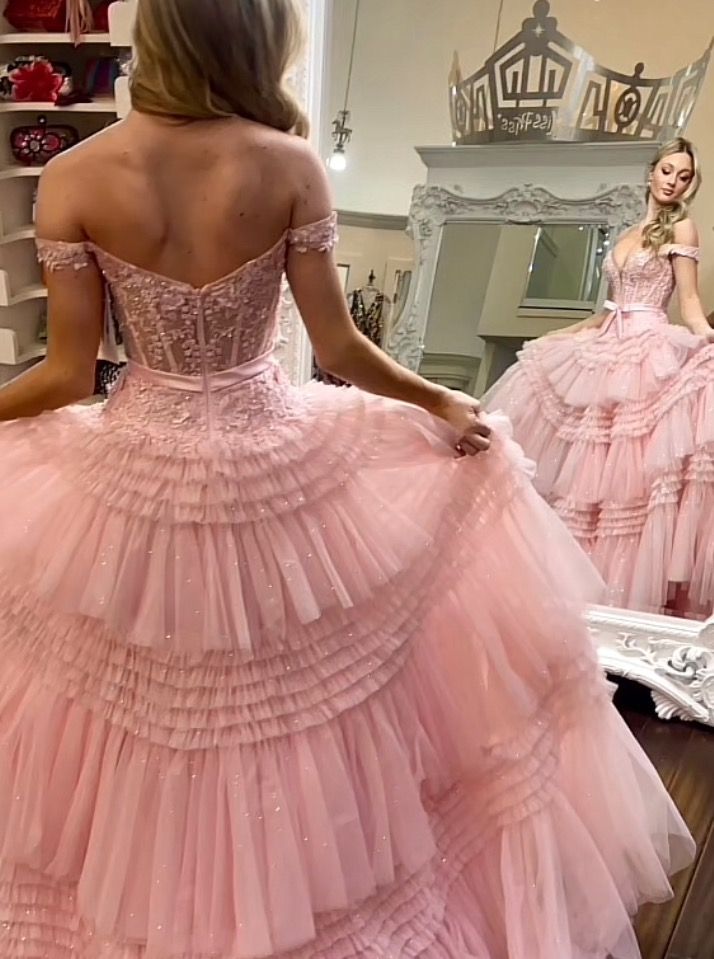 Off the Shoulder Red Appliques Tiered Long Formal Dress