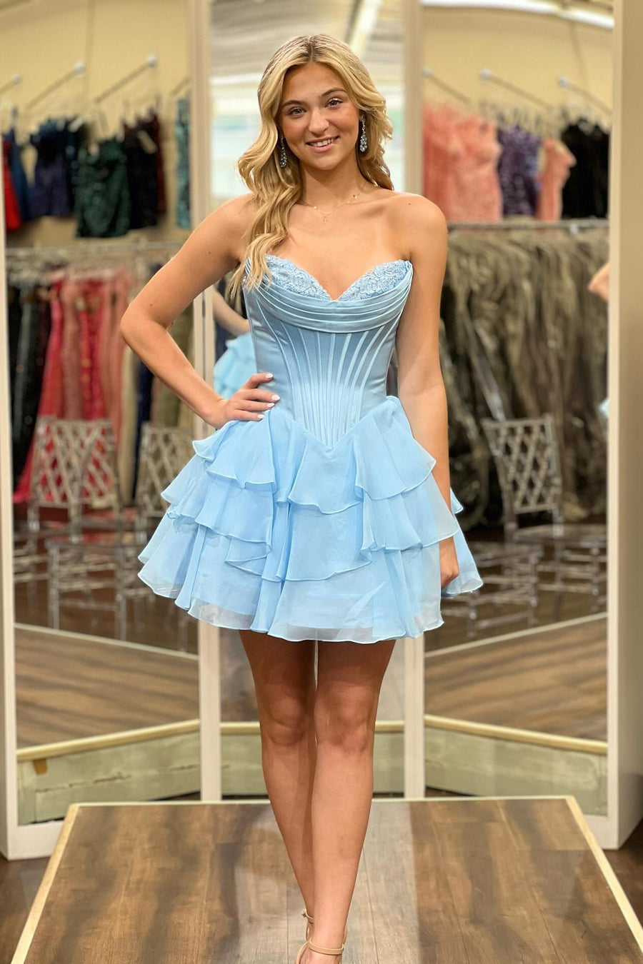 Sweetheart Fuchsia Corset A-line Chiffon Short Homecoming Dress