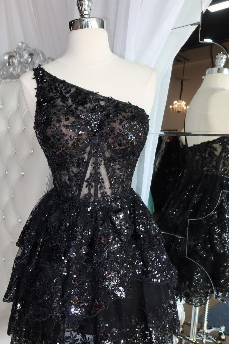 One Shoulder Black Appliques Ruffles Short Party Dress