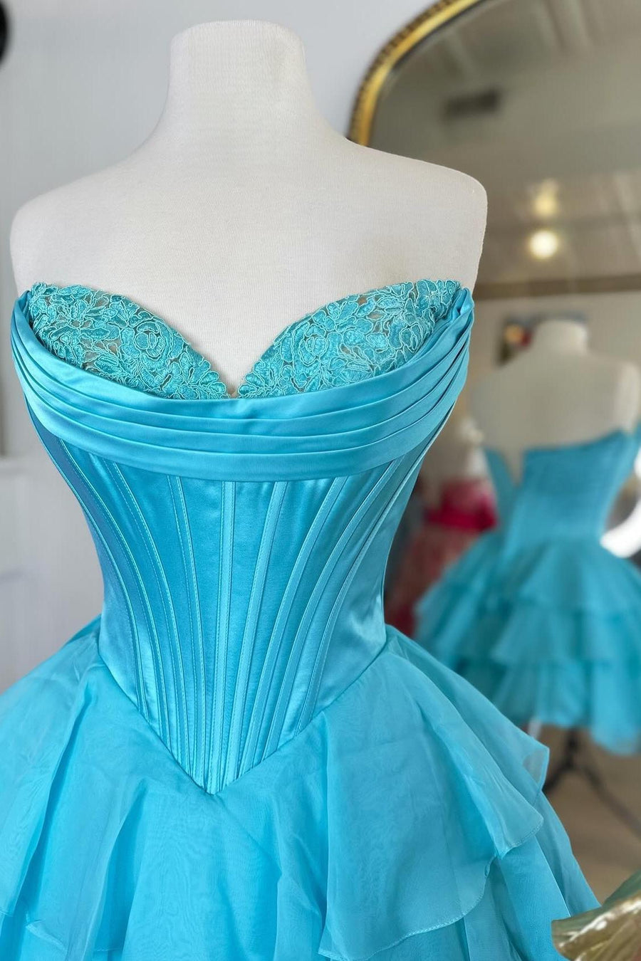 Sweetheart Fuchsia Corset A-line Chiffon Short Homecoming Dress