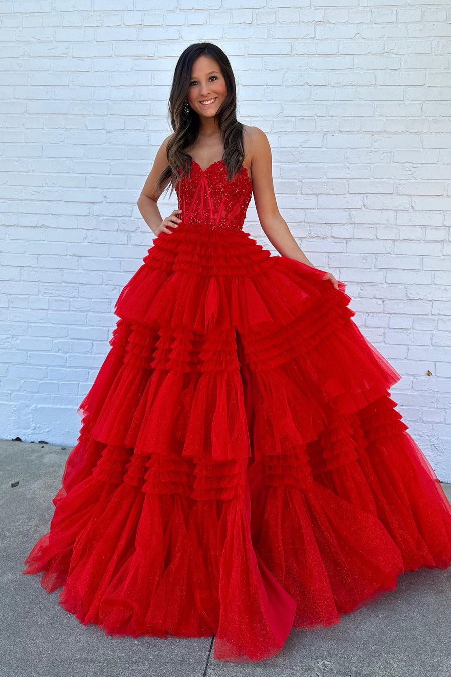 Sweetheart Black Lace Appliques Tiered Long Formal Dress