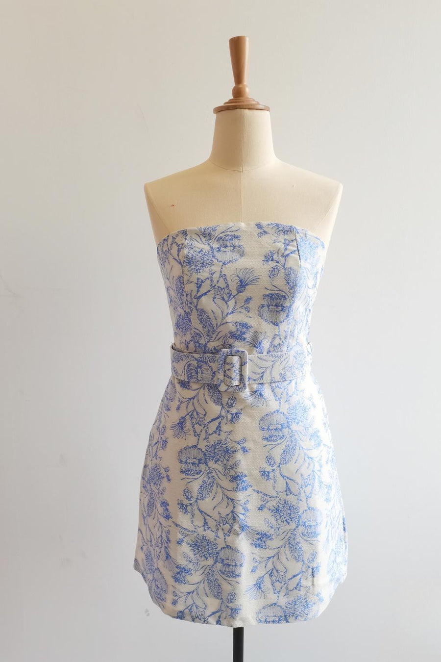 Strapless Blue Floral Tight Mini Dress with Belt – Ohmollydress Strapless Blue Floral Tight Mini Dress with Belt – Ohmollydress