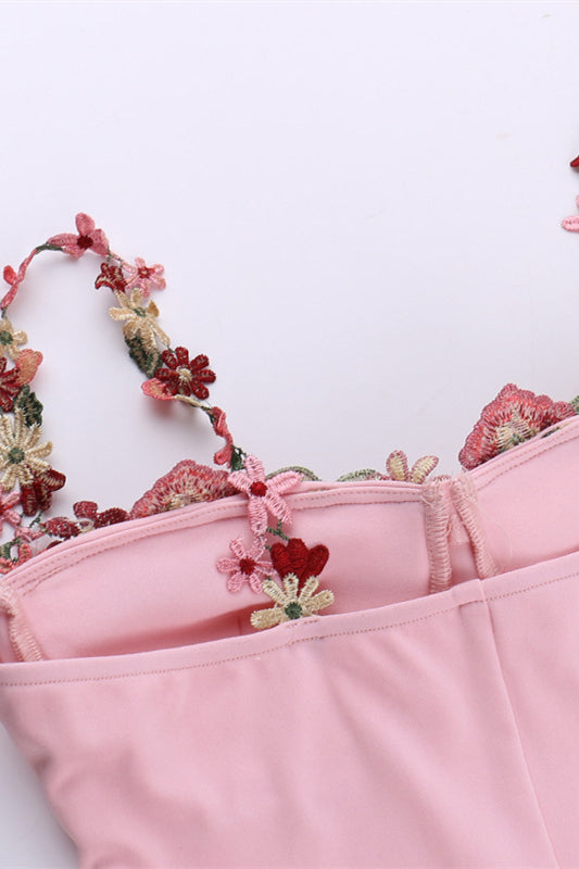 Appliques Neck Pink Lace-up Front Short Dress
