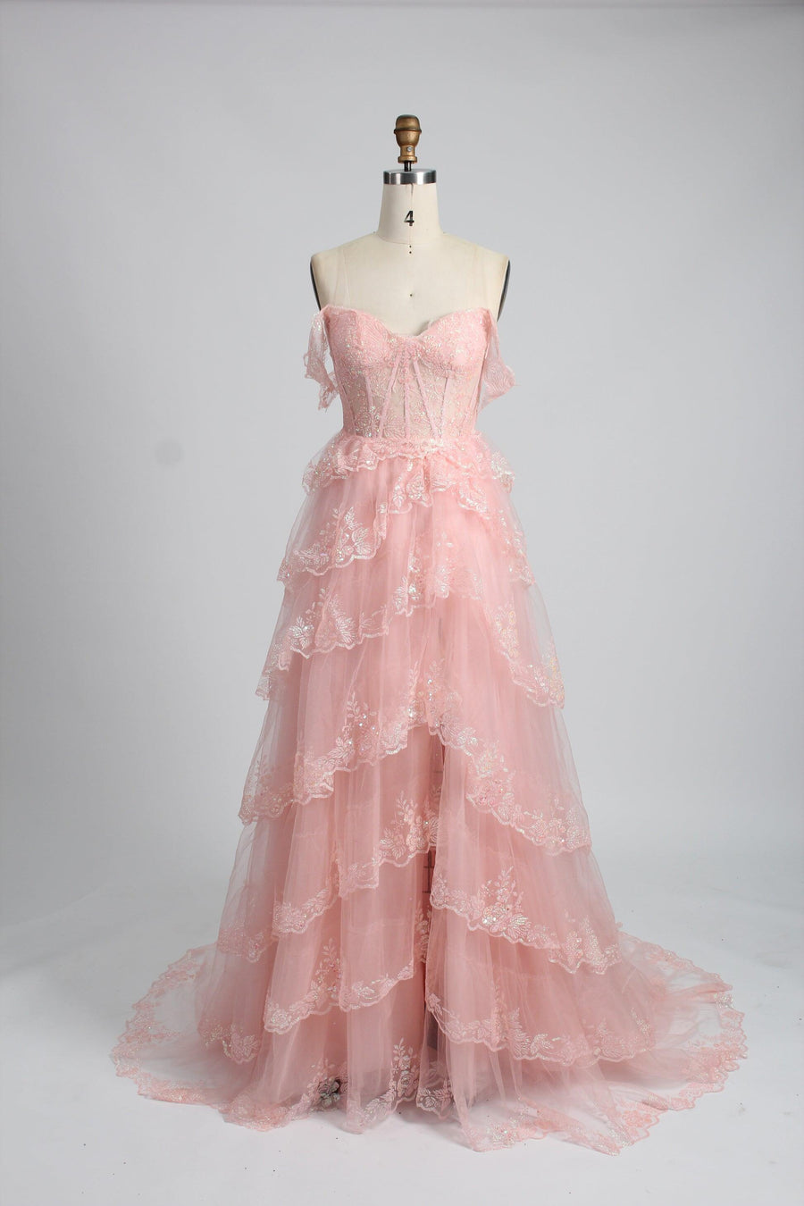 long pink dress with black lace Floral printed satin and lace maxi dress with a bow Color: Light pink/Black RASARIO Online Boutique 40 (FR) / Light pink/Black