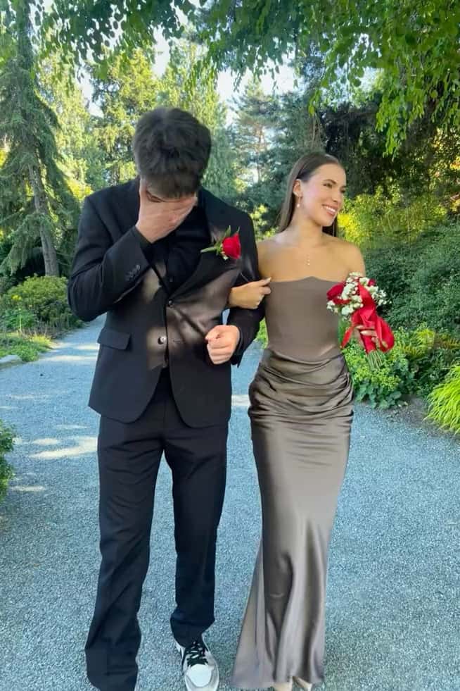 Strapless Red Ruched Mermaid Long Dress