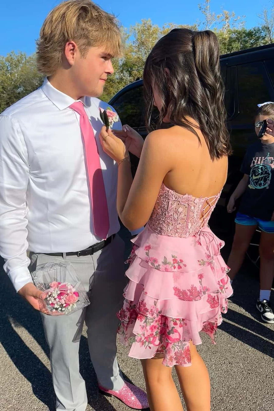 Blue Floral Appliques A-line Short Ruffle Dress