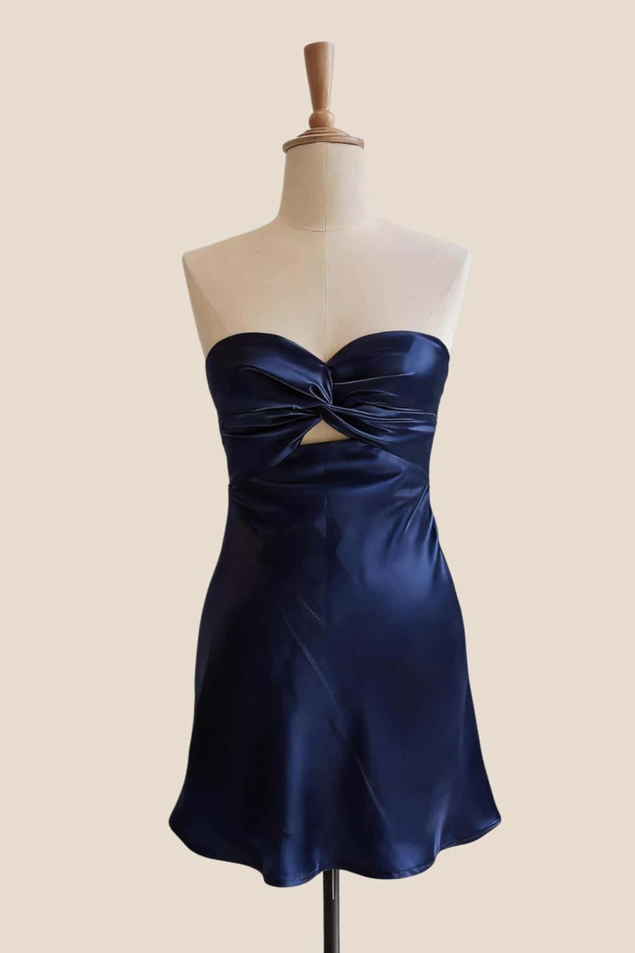 Twist Light Blue Satin Short Dress with Keyhole