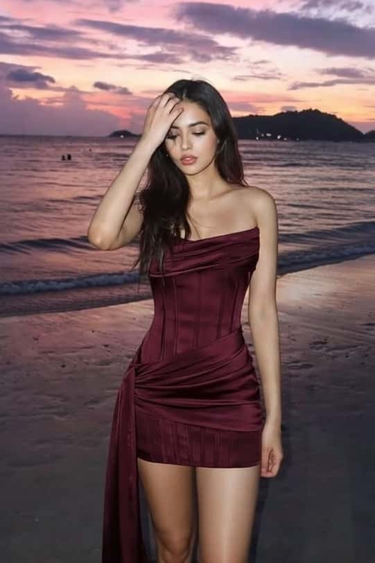Burgundy Corset Tight Dress with Train