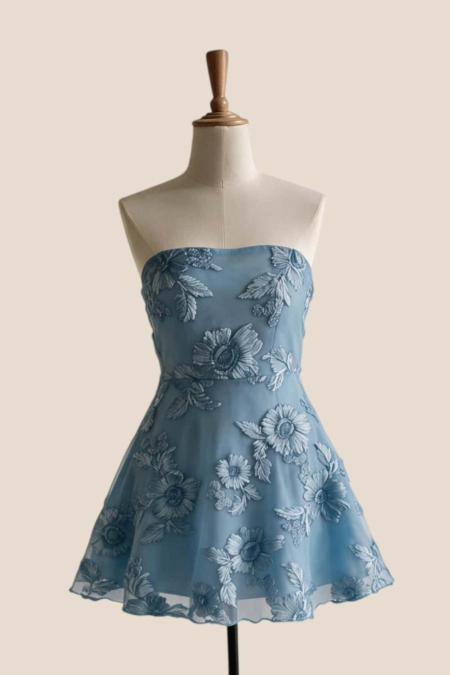 Lavender Strapless Appliques Short Dress