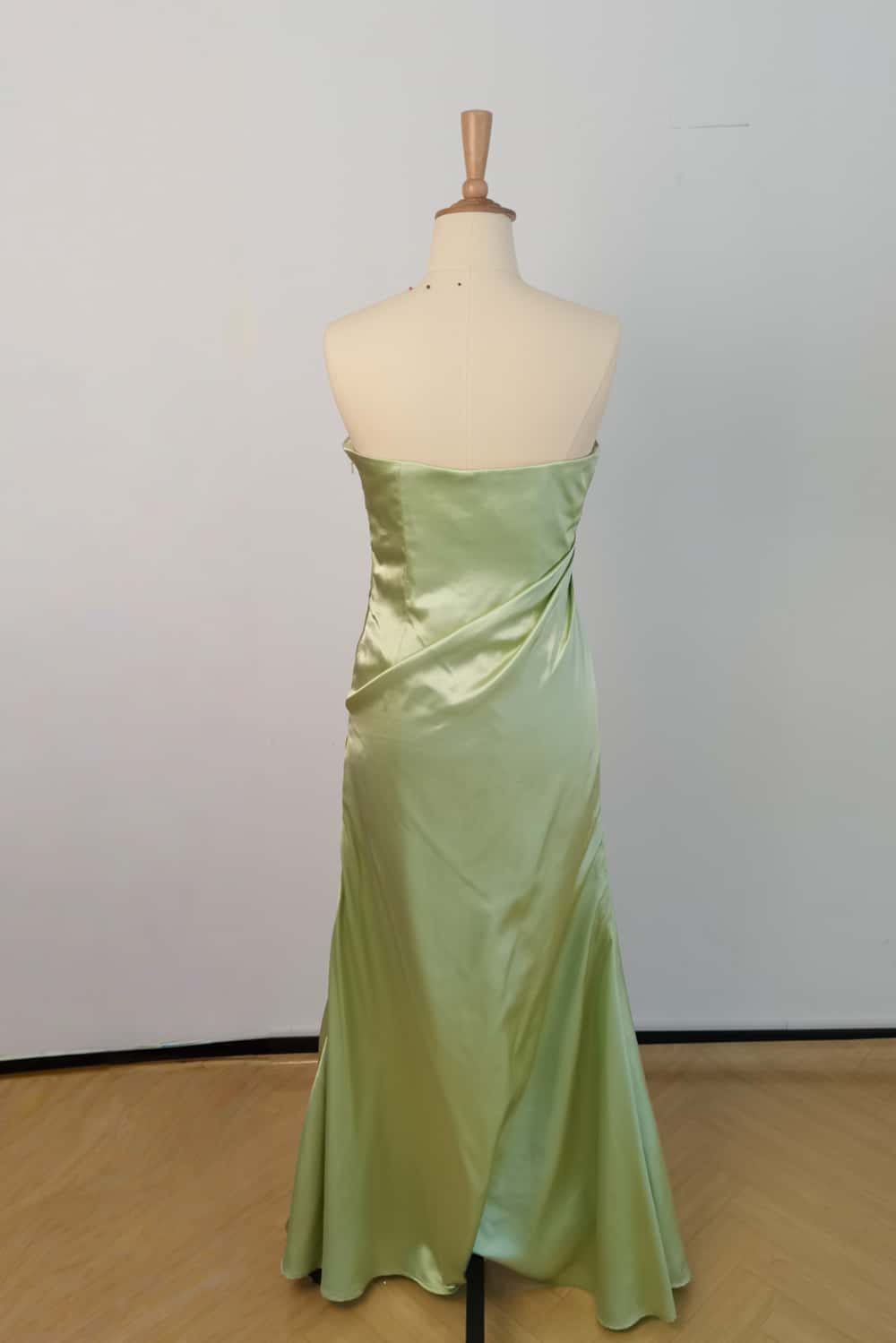 US 4 Twist Sage Column Long Dress