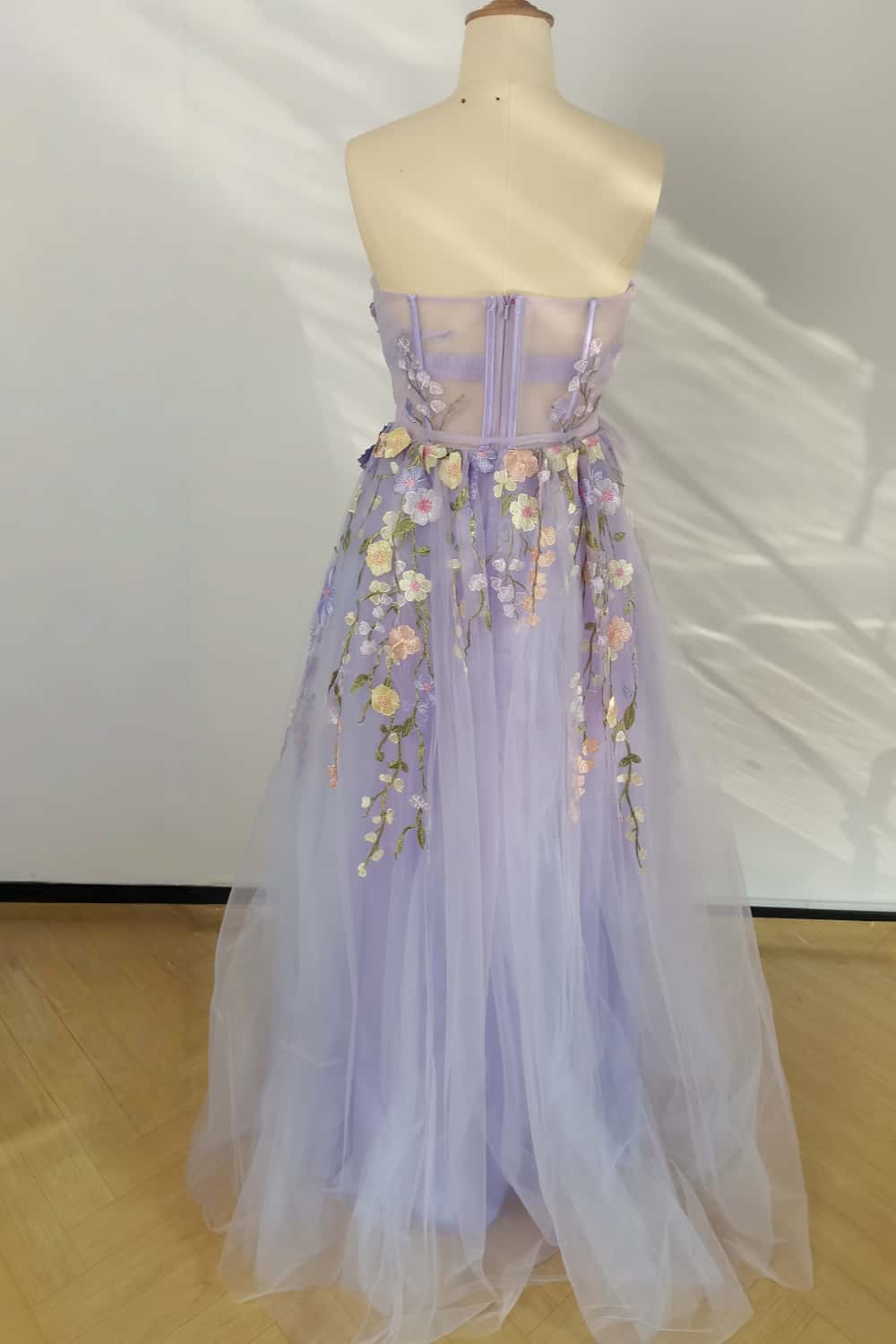 US 4 Strapless Lavender Floral A-line Dress