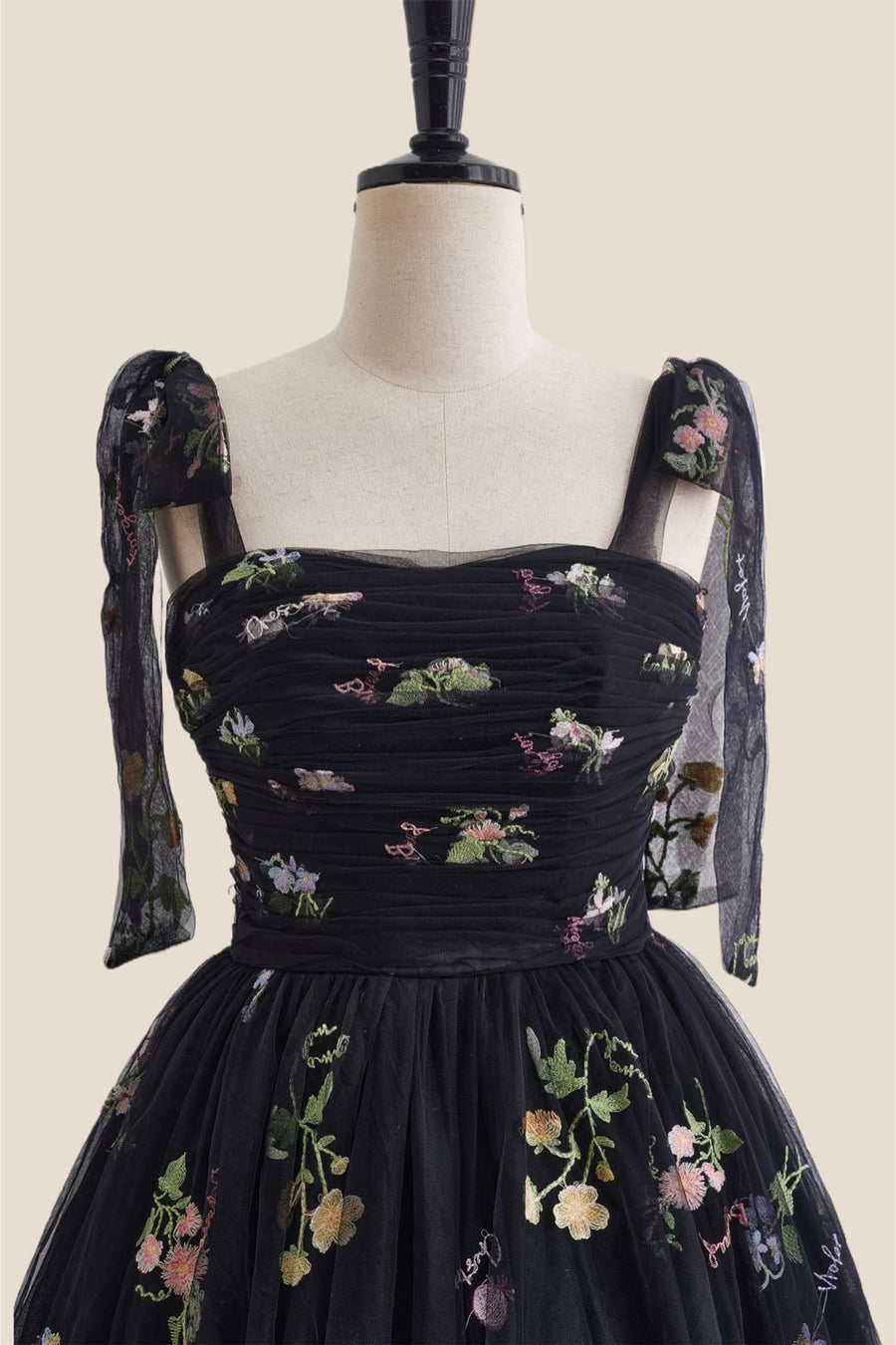 Straps Black Floral Ruched Tulle Short Dress