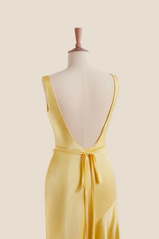 Straps Yellow Open Back Long Dress with Belt