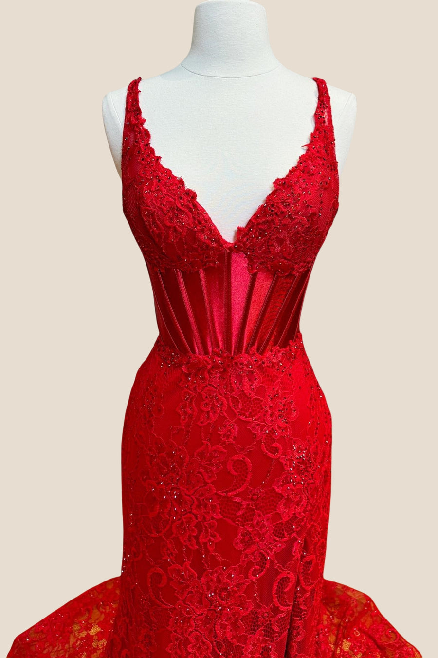 V-neck Red Lace Appliques Mermaid Long Dress