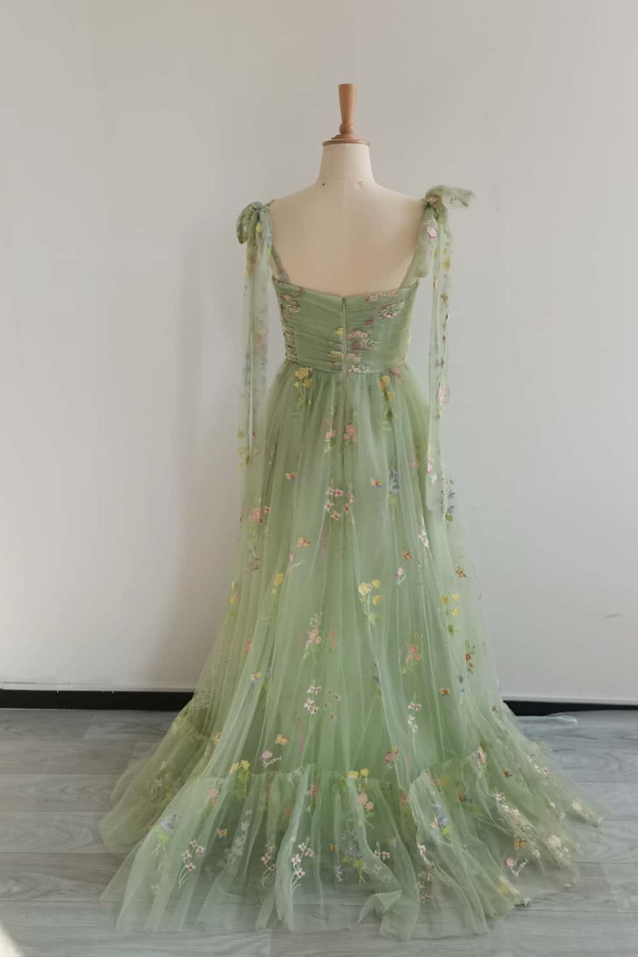US 4 Sage Green Floral A-line Princess Dress
