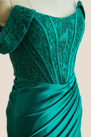Off the Shoulder Green Lace and Mermaid Ruched Long Prom Dress