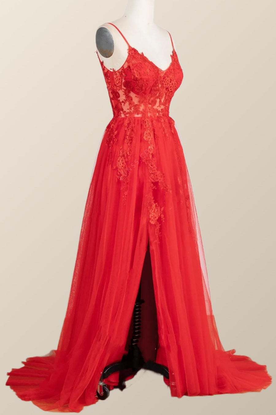 Red Lace Appliques A-line Long Prom Dress