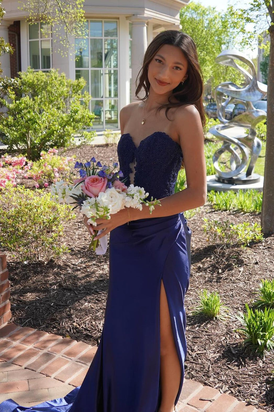 Sweetheart Blue Appliques Fitted Long Formal Dress