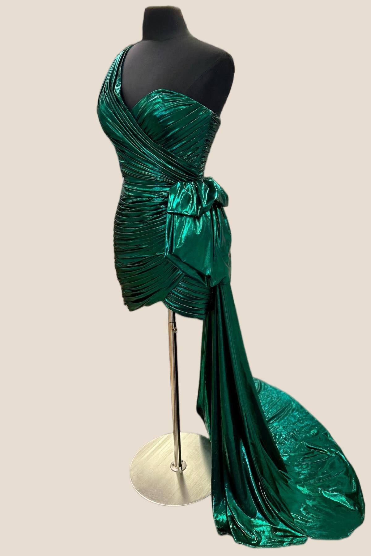 Green One Shoulder Ruched Short Dress with Shawl