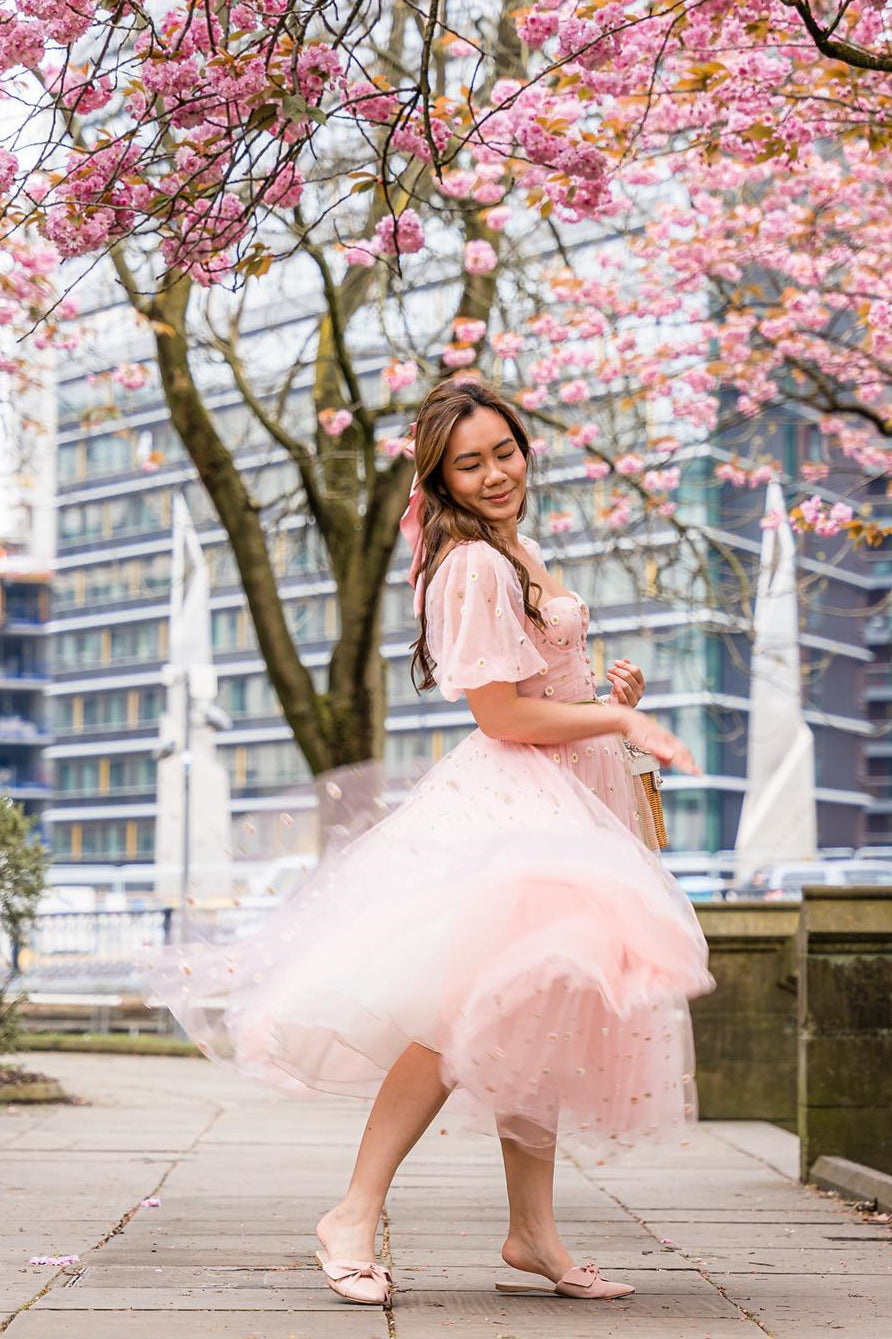 Pink Floral Embroidered Dress with Half Puffy Sleeves